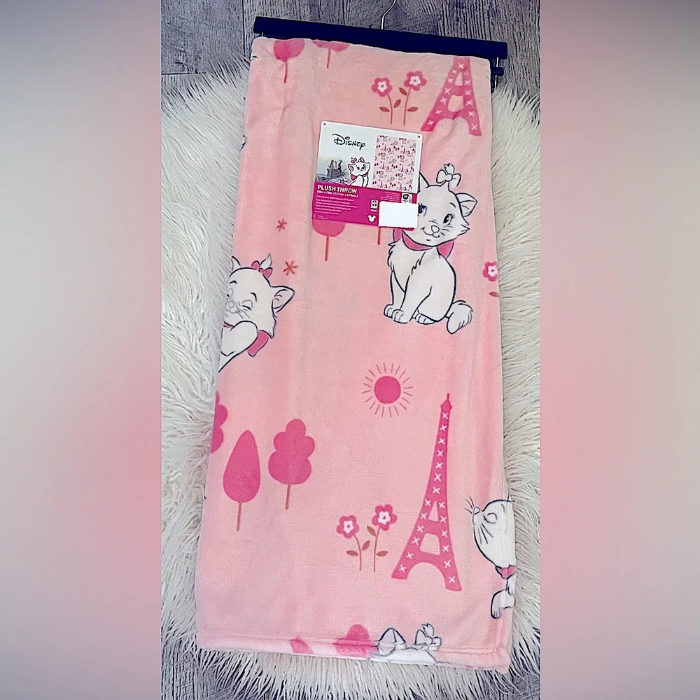 Disney Marie Aristocats Plush Throw Blanket